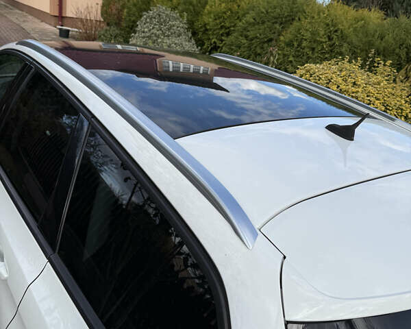 Белый Пежо 308, объемом двигателя 1.56 л и пробегом 274 тыс. км за 9400 $, фото 60 на Automoto.ua