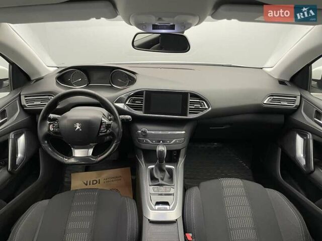 Білий Пежо 308, об'ємом двигуна 1.6 л та пробігом 258 тис. км за 9922 $, фото 9 на Automoto.ua