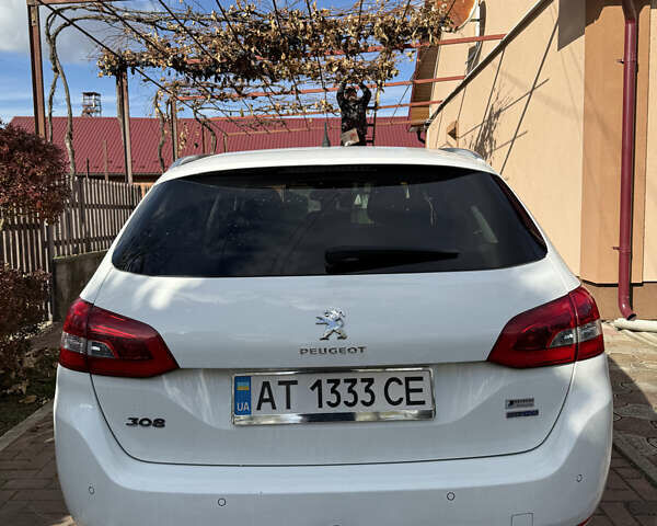 Белый Пежо 308, объемом двигателя 1.56 л и пробегом 274 тыс. км за 9400 $, фото 27 на Automoto.ua