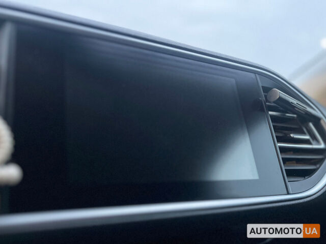 Белый Пежо 308, объемом двигателя 1.6 л и пробегом 347 тыс. км за 11790 $, фото 16 на Automoto.ua