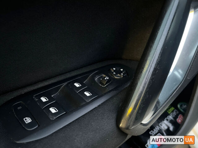 Белый Пежо 308, объемом двигателя 1.6 л и пробегом 347 тыс. км за 11790 $, фото 10 на Automoto.ua