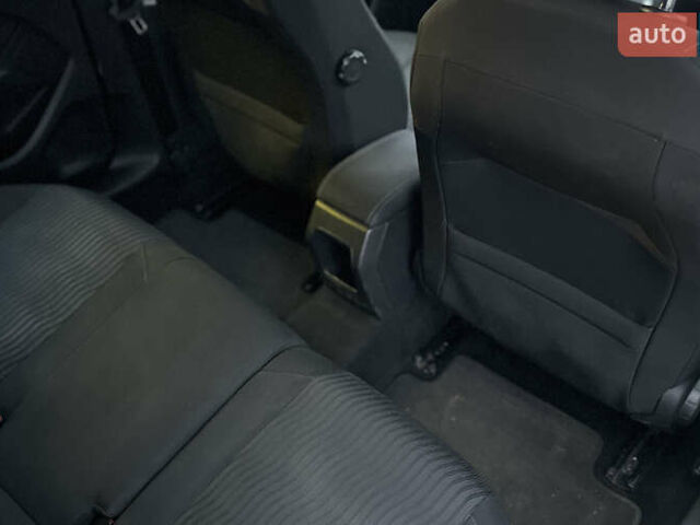 Белый Пежо 308, объемом двигателя 1.56 л и пробегом 357 тыс. км за 9200 $, фото 22 на Automoto.ua