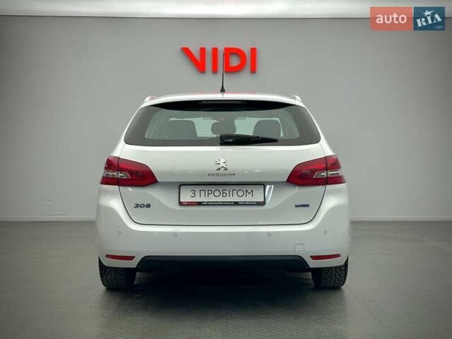 Білий Пежо 308, об'ємом двигуна 1.6 л та пробігом 258 тис. км за 9922 $, фото 5 на Automoto.ua