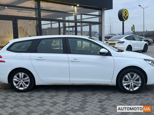 Белый Пежо 308, объемом двигателя 1.6 л и пробегом 347 тыс. км за 11790 $, фото 6 на Automoto.ua