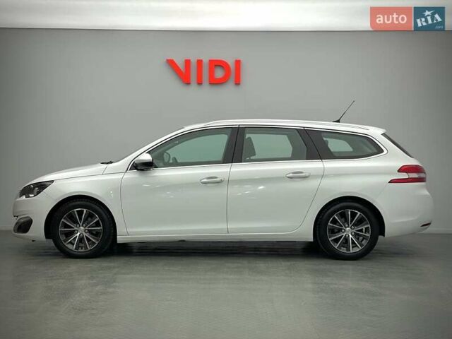 Білий Пежо 308, об'ємом двигуна 1.6 л та пробігом 258 тис. км за 9922 $, фото 2 на Automoto.ua