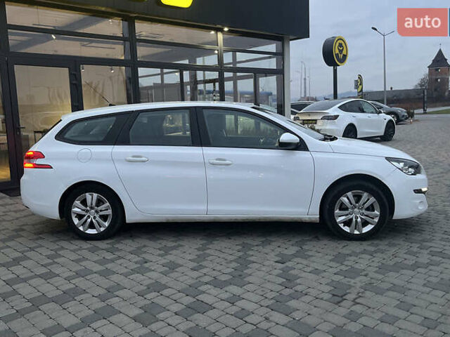 Белый Пежо 308, объемом двигателя 1.56 л и пробегом 357 тыс. км за 9200 $, фото 1 на Automoto.ua