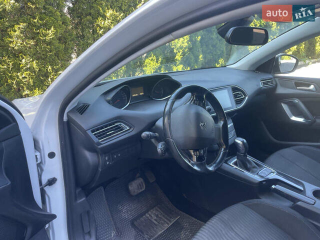 Білий Пежо 308, об'ємом двигуна 1.6 л та пробігом 282 тис. км за 9000 $, фото 4 на Automoto.ua