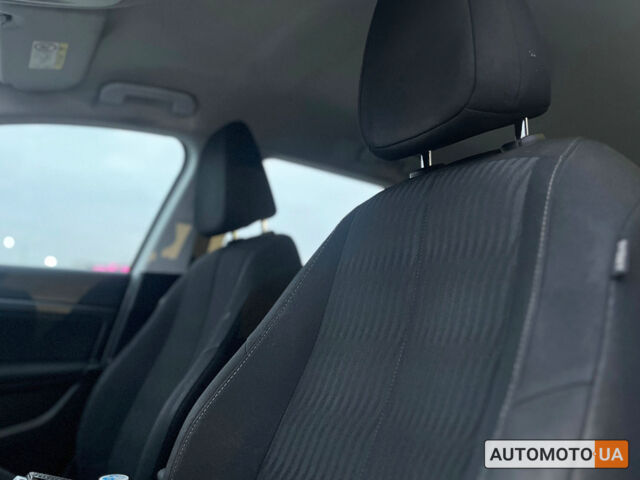 Белый Пежо 308, объемом двигателя 1.6 л и пробегом 347 тыс. км за 11790 $, фото 8 на Automoto.ua