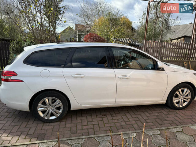 Белый Пежо 308, объемом двигателя 1.56 л и пробегом 274 тыс. км за 9400 $, фото 35 на Automoto.ua