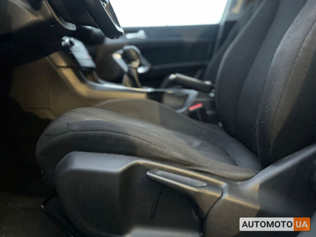 Белый Пежо 308, объемом двигателя 1.6 л и пробегом 347 тыс. км за 11790 $, фото 9 на Automoto.ua