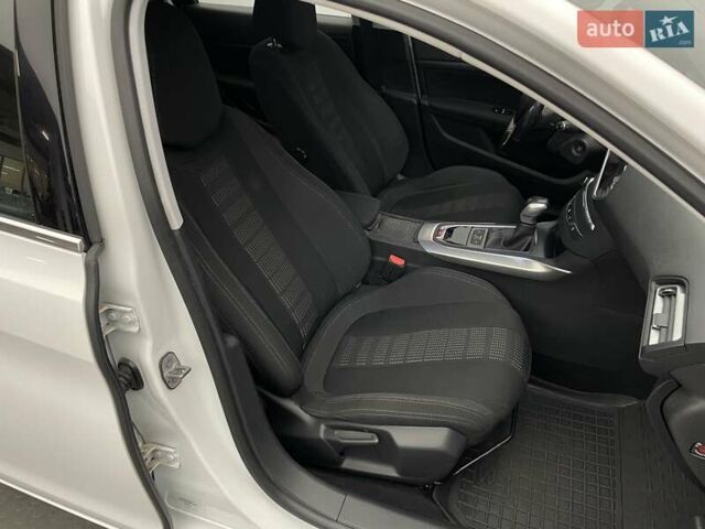 Білий Пежо 308, об'ємом двигуна 1.6 л та пробігом 258 тис. км за 9922 $, фото 18 на Automoto.ua