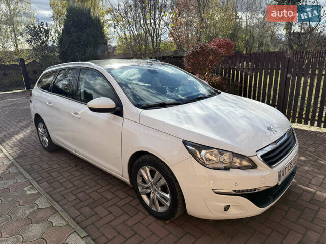 Белый Пежо 308, объемом двигателя 1.56 л и пробегом 274 тыс. км за 9400 $, фото 47 на Automoto.ua