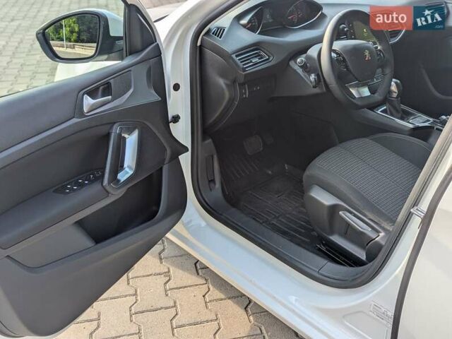 Білий Пежо 308, об'ємом двигуна 1.6 л та пробігом 177 тис. км за 11700 $, фото 21 на Automoto.ua