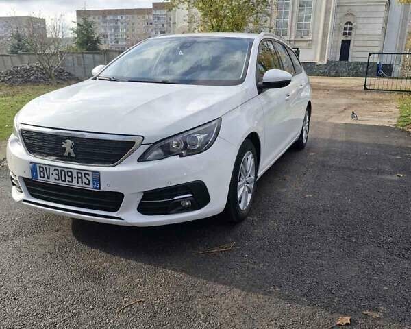 Білий Пежо 308, об'ємом двигуна 1.6 л та пробігом 177 тис. км за 11700 $, фото 7 на Automoto.ua