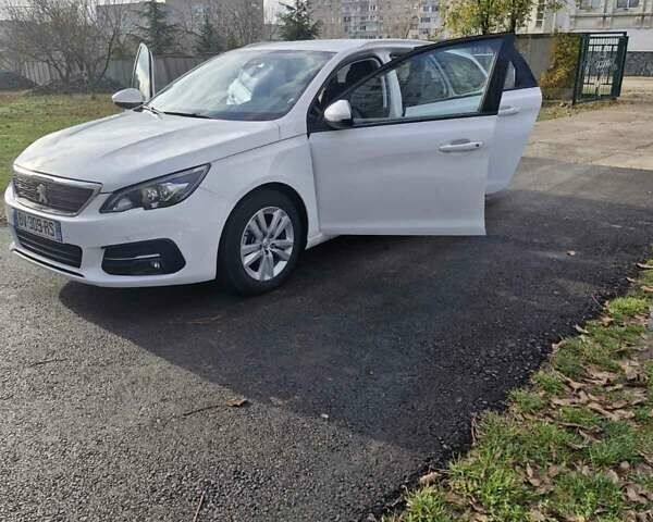 Білий Пежо 308, об'ємом двигуна 1.6 л та пробігом 177 тис. км за 11700 $, фото 4 на Automoto.ua