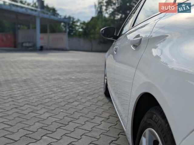 Білий Пежо 308, об'ємом двигуна 1.6 л та пробігом 177 тис. км за 11600 $, фото 1 на Automoto.ua