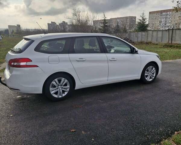 Білий Пежо 308, об'ємом двигуна 1.6 л та пробігом 177 тис. км за 11700 $, фото 1 на Automoto.ua