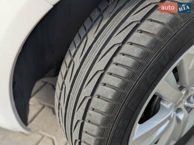 Білий Пежо 308, об'ємом двигуна 1.6 л та пробігом 177 тис. км за 11600 $, фото 3 на Automoto.ua