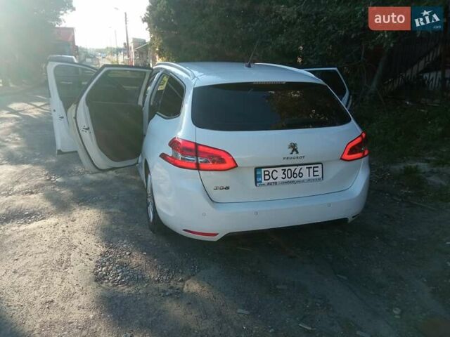 Белый Пежо 308, объемом двигателя 1.5 л и пробегом 221 тыс. км за 12600 $, фото 2 на Automoto.ua