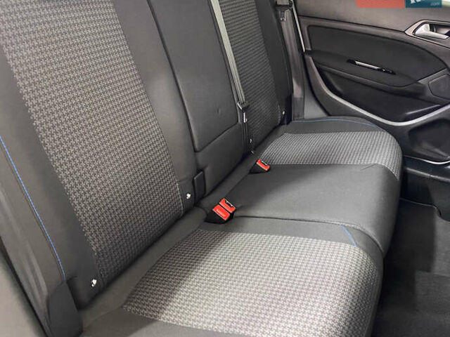 Белый Пежо 308, объемом двигателя 1.5 л и пробегом 162 тыс. км за 13650 $, фото 19 на Automoto.ua