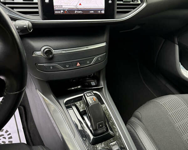 Білий Пежо 308, об'ємом двигуна 1.5 л та пробігом 171 тис. км за 14200 $, фото 45 на Automoto.ua