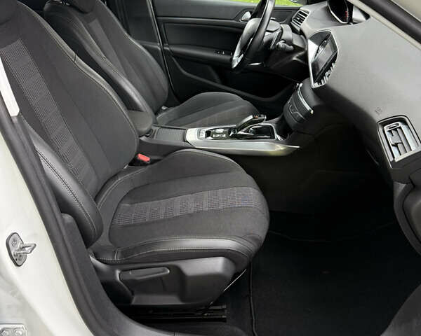 Білий Пежо 308, об'ємом двигуна 1.5 л та пробігом 171 тис. км за 14200 $, фото 54 на Automoto.ua