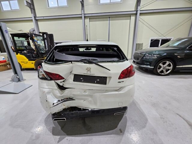 Белый Пежо 308, объемом двигателя 2 л и пробегом 43 тыс. км за 12600 $, фото 8 на Automoto.ua