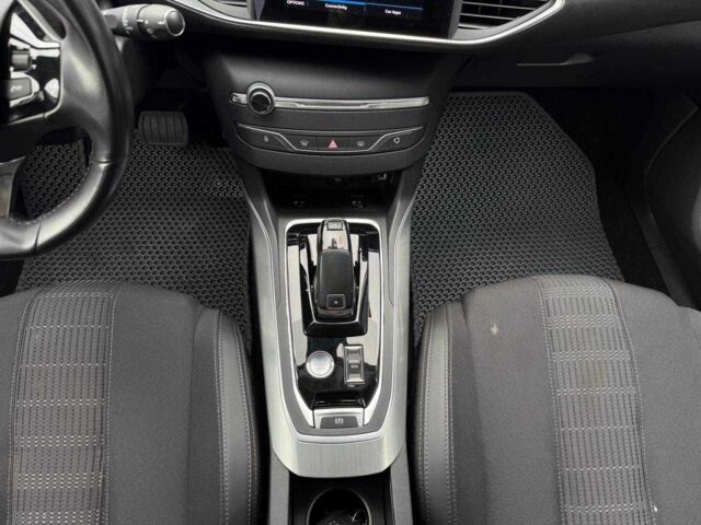 Белый Пежо 308, объемом двигателя 1.5 л и пробегом 192 тыс. км за 16500 $, фото 19 на Automoto.ua