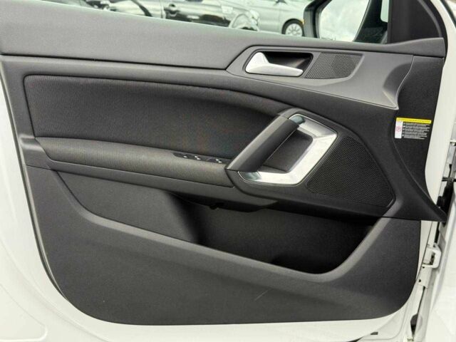 Белый Пежо 308, объемом двигателя 1.5 л и пробегом 192 тыс. км за 16500 $, фото 8 на Automoto.ua