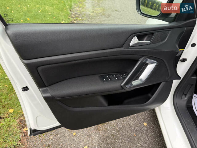 Білий Пежо 308, об'ємом двигуна 1.5 л та пробігом 171 тис. км за 14200 $, фото 35 на Automoto.ua