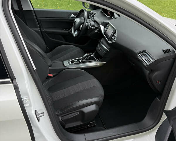 Білий Пежо 308, об'ємом двигуна 1.5 л та пробігом 171 тис. км за 14200 $, фото 53 на Automoto.ua