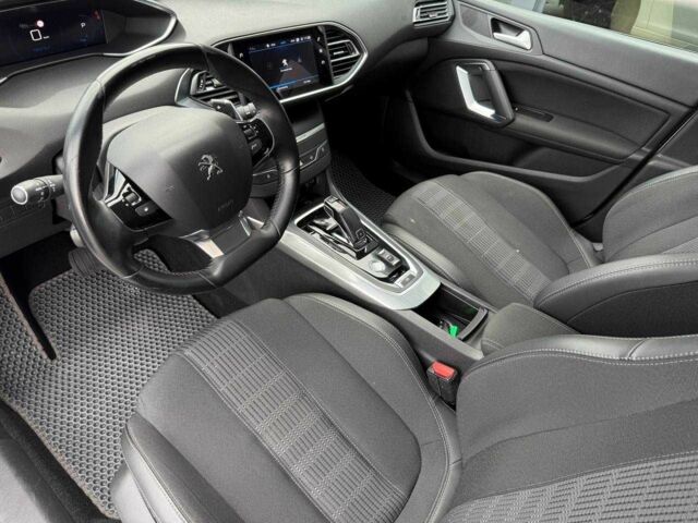 Белый Пежо 308, объемом двигателя 1.5 л и пробегом 192 тыс. км за 16500 $, фото 12 на Automoto.ua