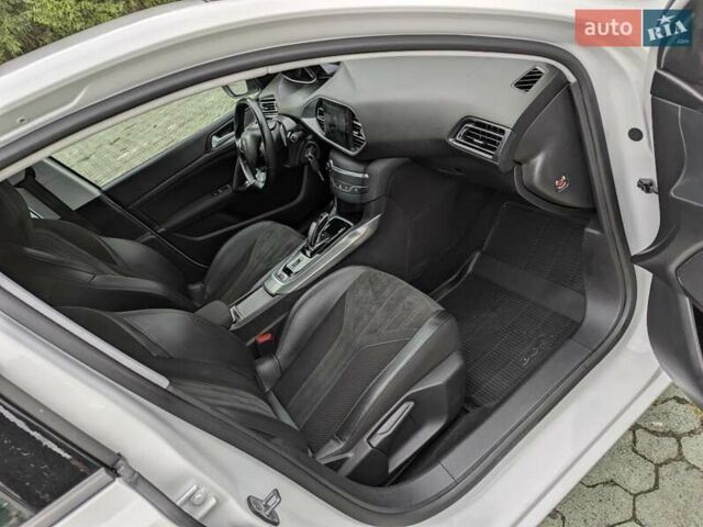 Белый Пежо 308, объемом двигателя 1.5 л и пробегом 177 тыс. км за 14500 $, фото 31 на Automoto.ua
