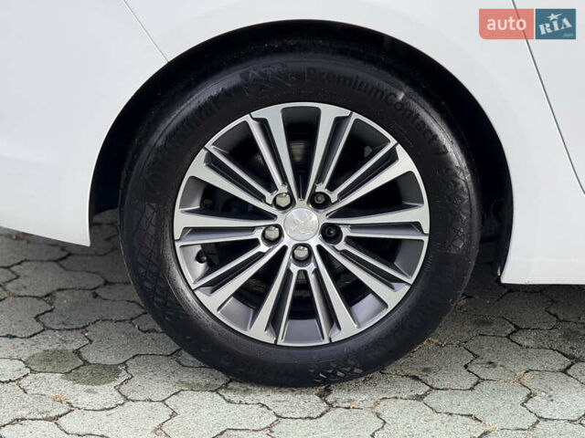 Білий Пежо 308, об'ємом двигуна 1.5 л та пробігом 162 тис. км за 14700 $, фото 30 на Automoto.ua