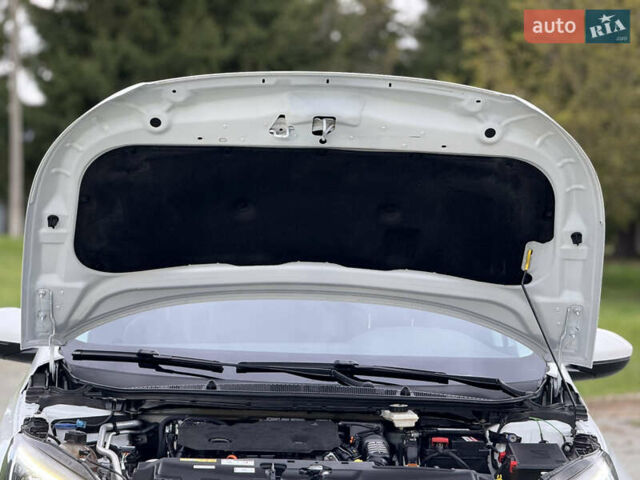 Белый Пежо 308, объемом двигателя 1.5 л и пробегом 162 тыс. км за 14800 $, фото 78 на Automoto.ua