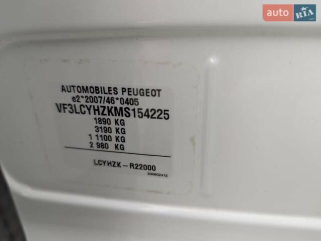 Белый Пежо 308, объемом двигателя 1.5 л и пробегом 177 тыс. км за 14500 $, фото 29 на Automoto.ua