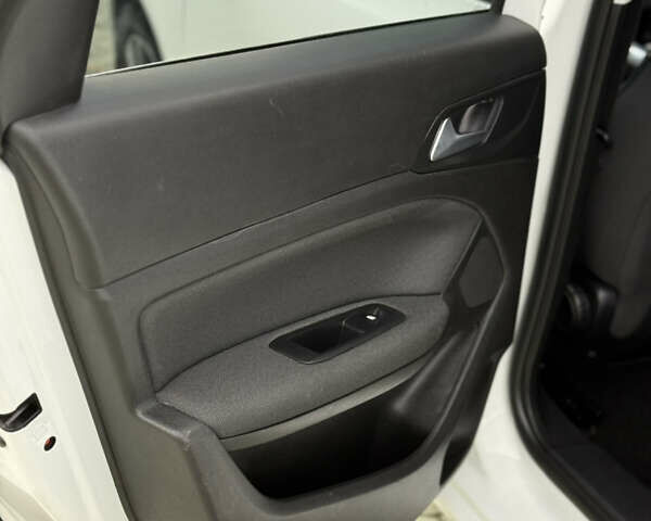 Білий Пежо 308, об'ємом двигуна 1.5 л та пробігом 162 тис. км за 14700 $, фото 67 на Automoto.ua