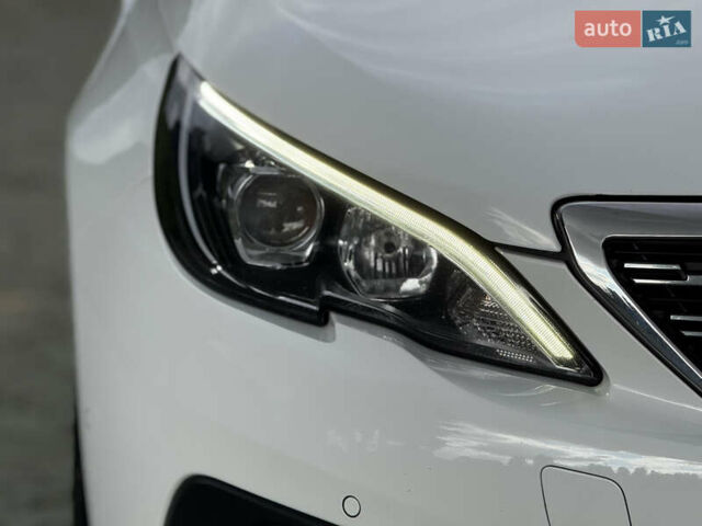 Белый Пежо 308, объемом двигателя 1.5 л и пробегом 162 тыс. км за 14800 $, фото 13 на Automoto.ua