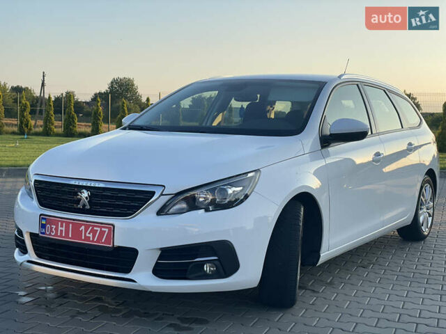 Белый Пежо 308, объемом двигателя 1.5 л и пробегом 197 тыс. км за 12950 $, фото 6 на Automoto.ua