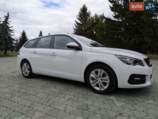 Белый Пежо 308, объемом двигателя 1.5 л и пробегом 177 тыс. км за 14500 $, фото 6 на Automoto.ua