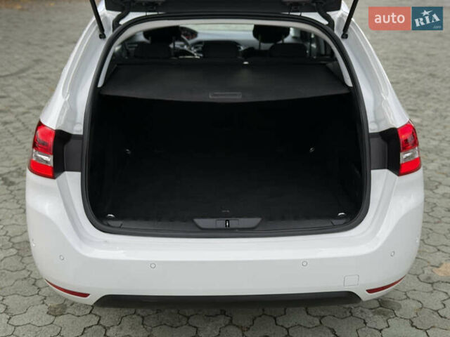 Білий Пежо 308, об'ємом двигуна 1.5 л та пробігом 162 тис. км за 14700 $, фото 73 на Automoto.ua