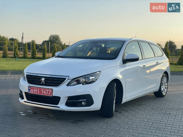 Белый Пежо 308, объемом двигателя 1.5 л и пробегом 197 тыс. км за 12950 $, фото 7 на Automoto.ua