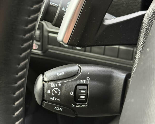 Белый Пежо 308, объемом двигателя 1.5 л и пробегом 162 тыс. км за 14900 $, фото 40 на Automoto.ua