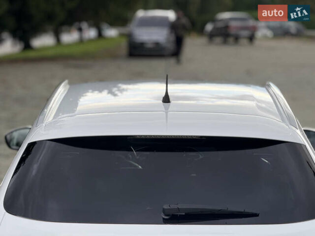 Белый Пежо 308, объемом двигателя 1.5 л и пробегом 162 тыс. км за 14900 $, фото 21 на Automoto.ua