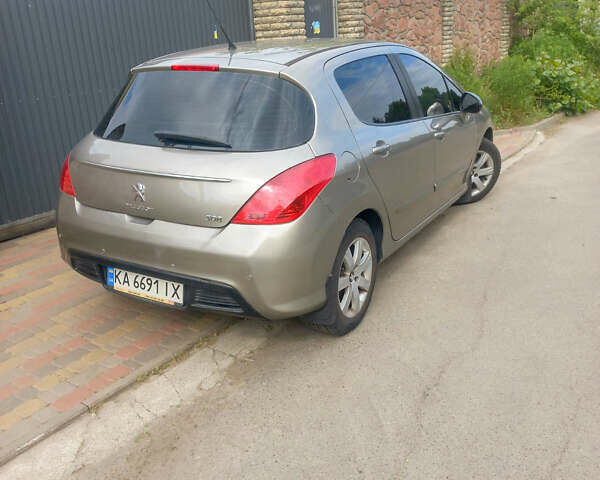 Бежевый Пежо 308, объемом двигателя 1.6 л и пробегом 127 тыс. км за 6700 $, фото 9 на Automoto.ua