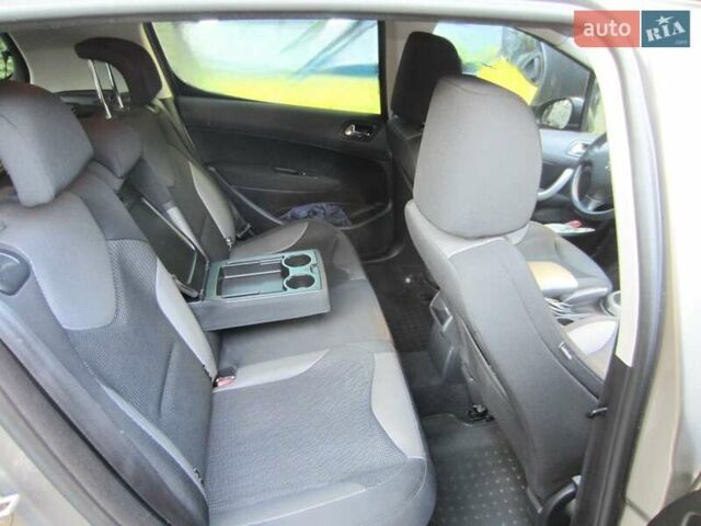 Бежевый Пежо 308, объемом двигателя 1.6 л и пробегом 127 тыс. км за 6700 $, фото 11 на Automoto.ua