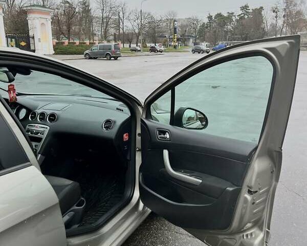 Бежевый Пежо 308, объемом двигателя 1.6 л и пробегом 246 тыс. км за 5900 $, фото 11 на Automoto.ua