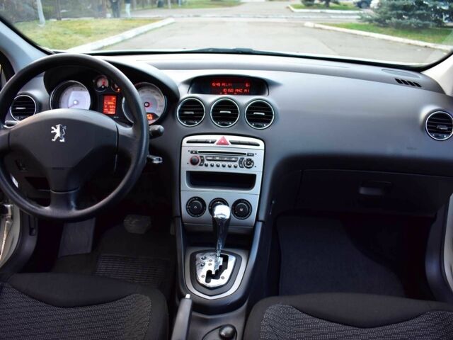 Бежевий Пежо 308, об'ємом двигуна 1.6 л та пробігом 176 тис. км за 6400 $, фото 9 на Automoto.ua