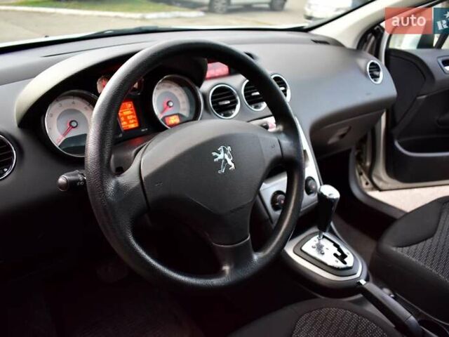 Бежевый Пежо 308, объемом двигателя 1.6 л и пробегом 176 тыс. км за 6400 $, фото 14 на Automoto.ua