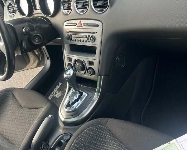 Бежевый Пежо 308, объемом двигателя 1.6 л и пробегом 159 тыс. км за 6850 $, фото 11 на Automoto.ua